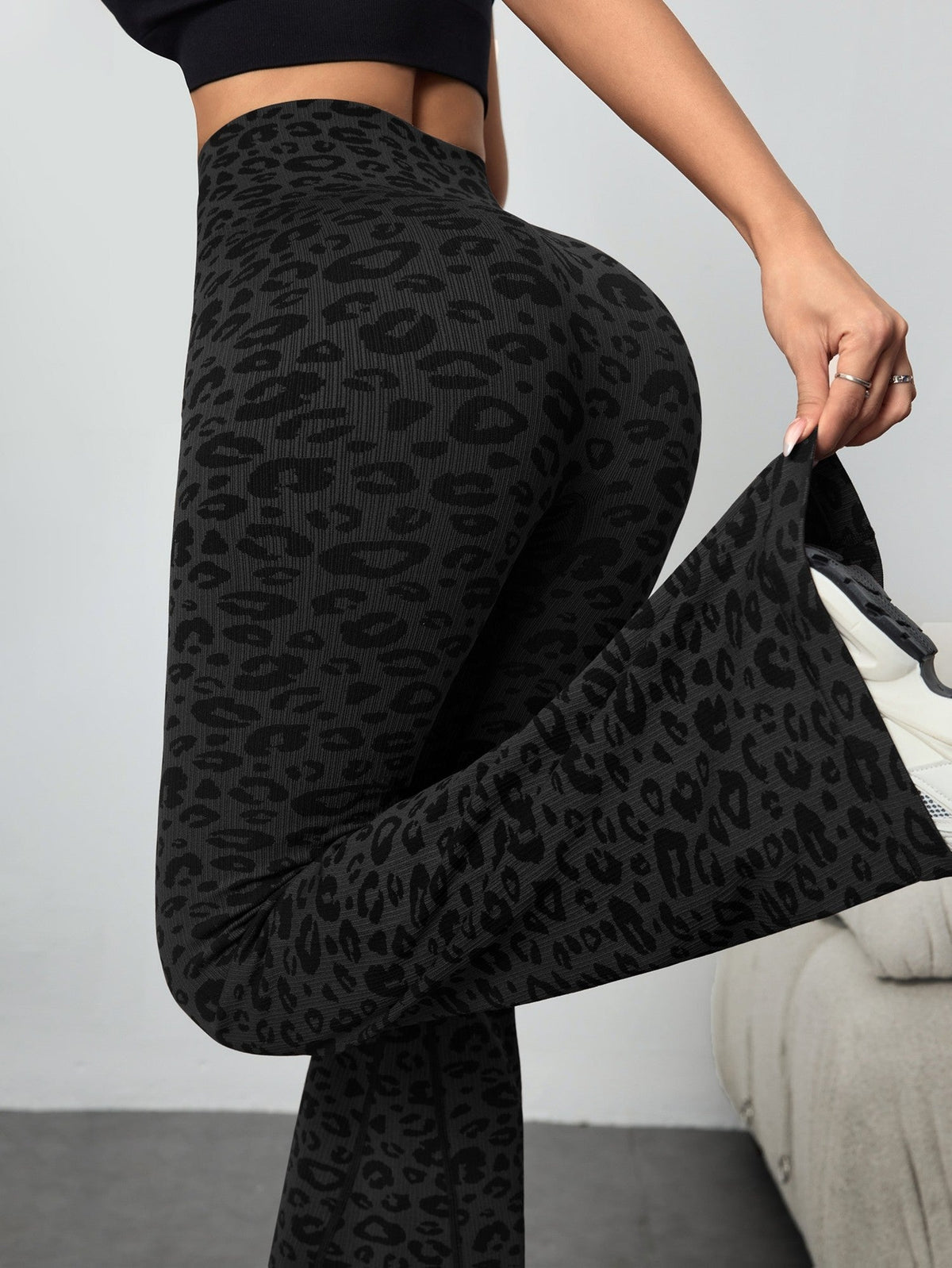 Nia Leopard Pant